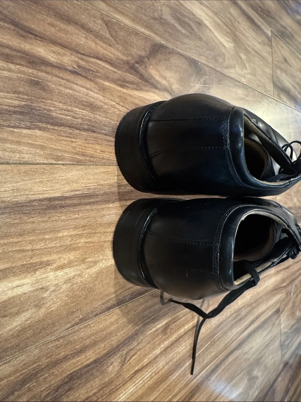 Florsheim Black Leather Cap-Toe Oxfords